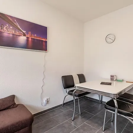 Haus Sonnenschein Apartmán *